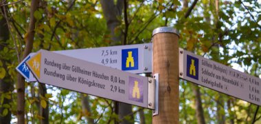 Signpost Adolf-von-Nassau hiking trail