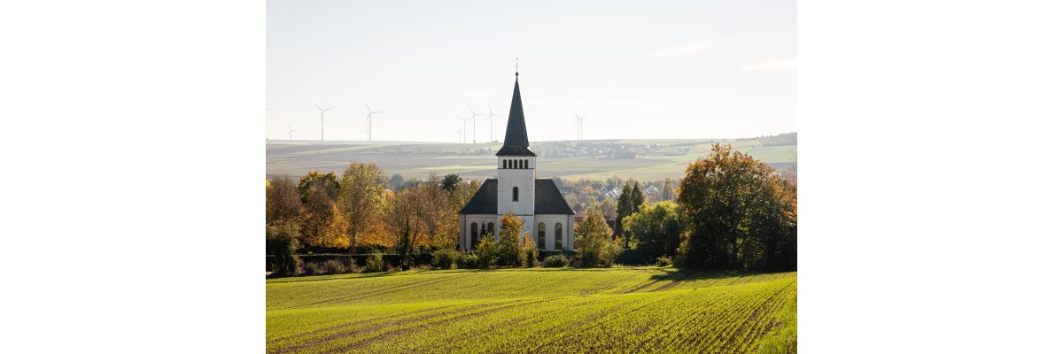 Blick auf die Kirche 